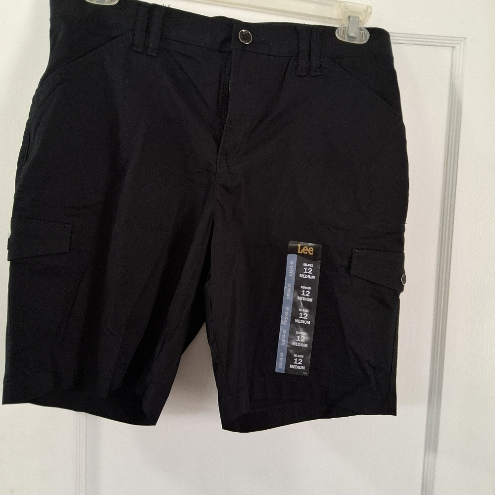 Lee Black Cargo Shorts with Classic Fit